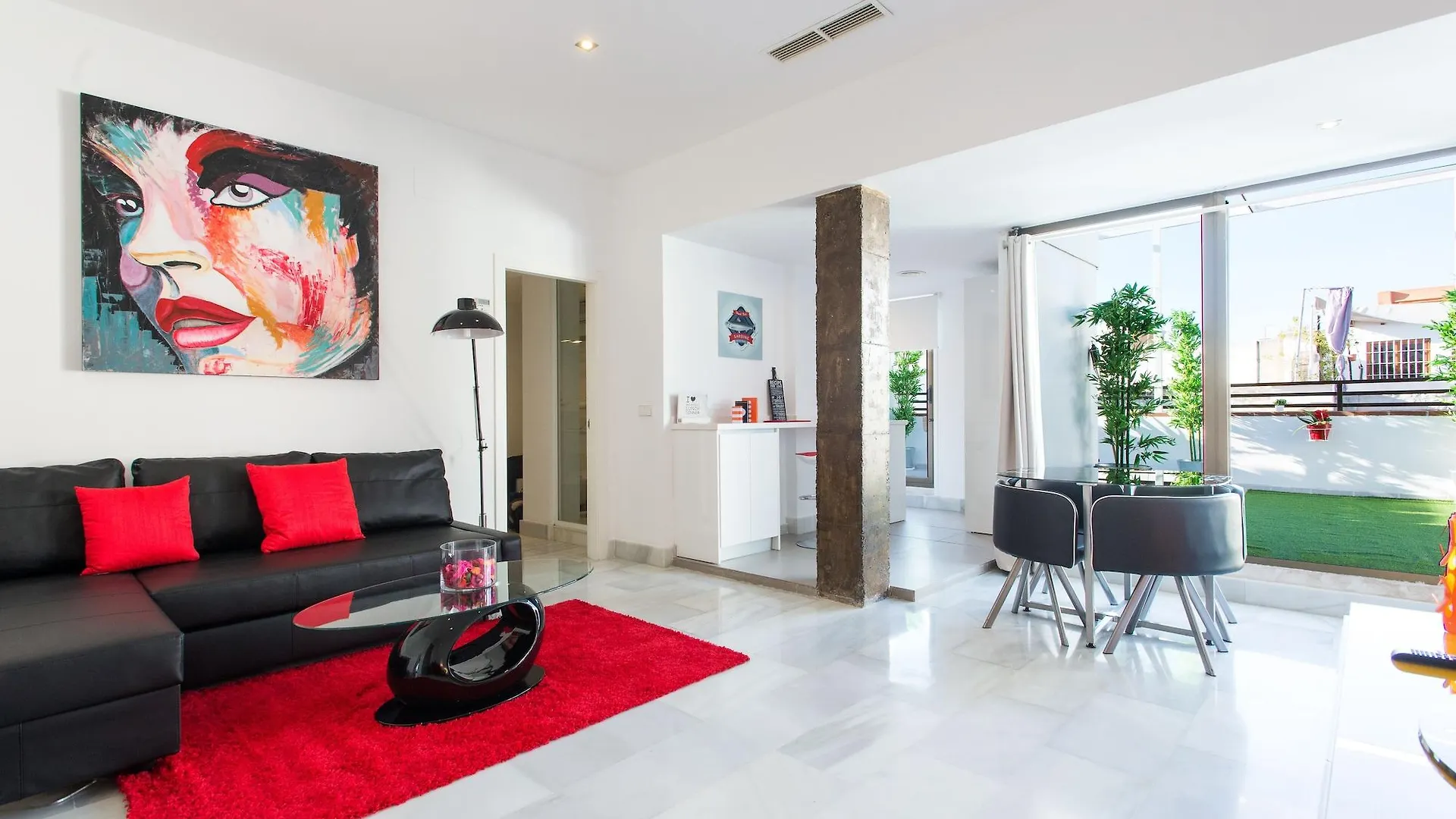The Zentral Suites & Apartments Seville 0*,