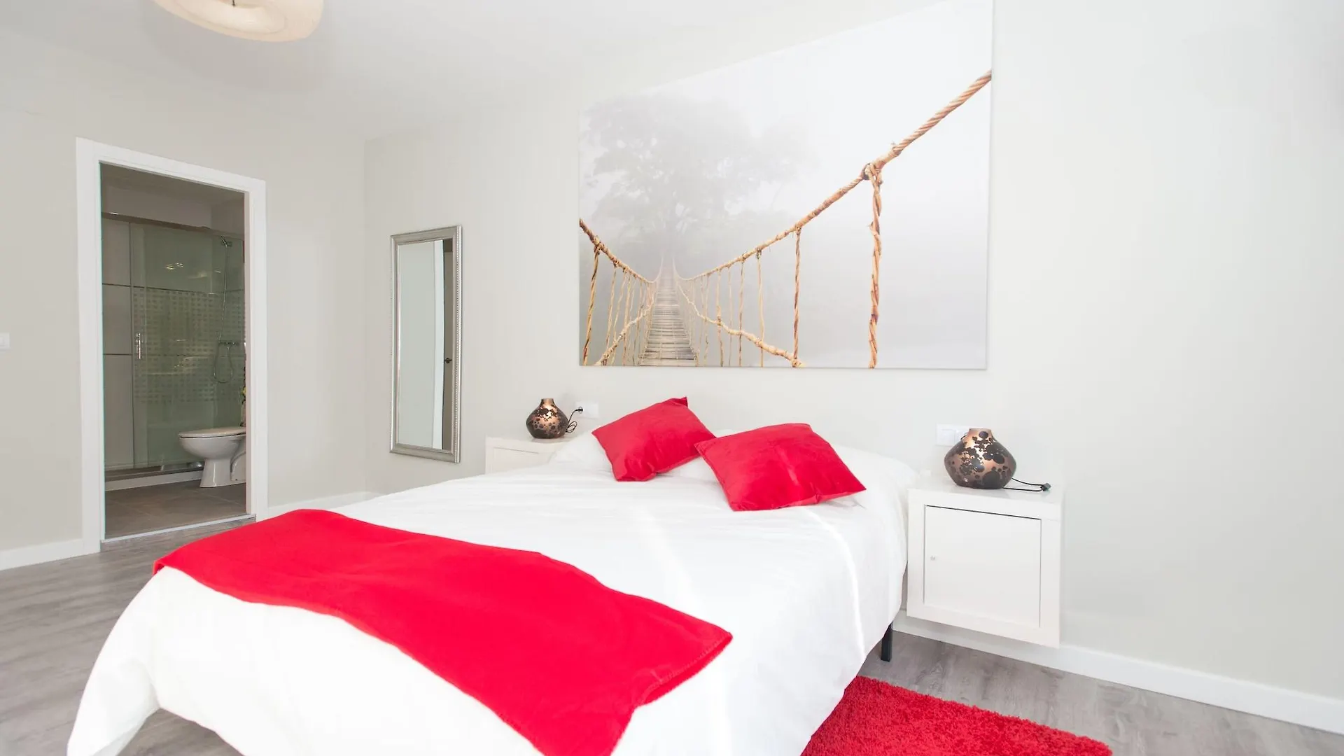 The Zentral Suites & Apartments Seville 0*,  Spain