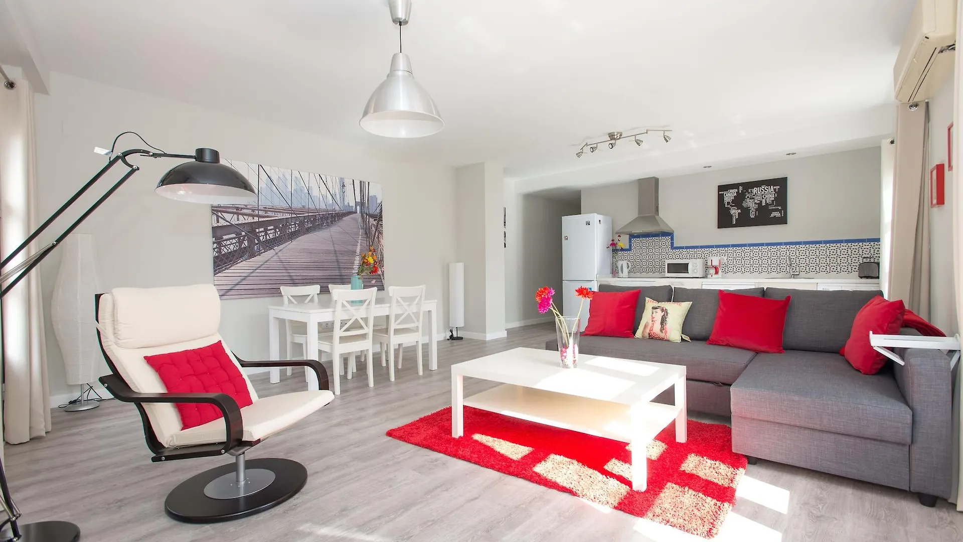 The Zentral Suites & Apartments إشبيلية